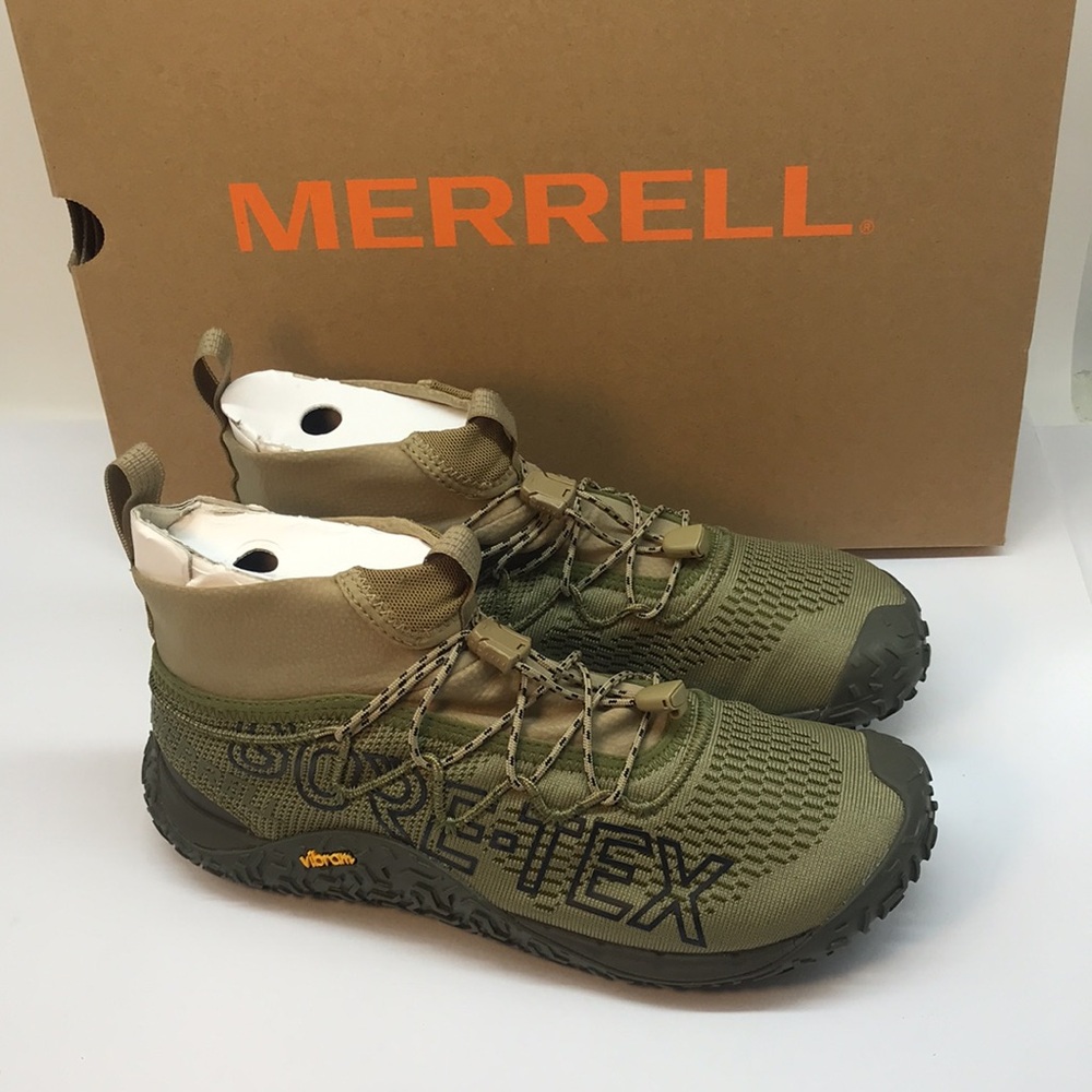 Merrell  Women’s Olive Hiking Shoes Size 9